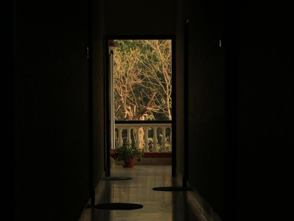 Hotel Royal Image Pokhara Exteriör bild